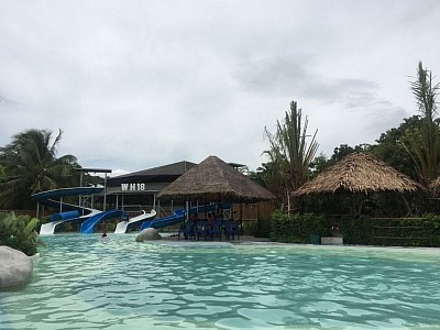 Warehouse 18 Pool&Cafe